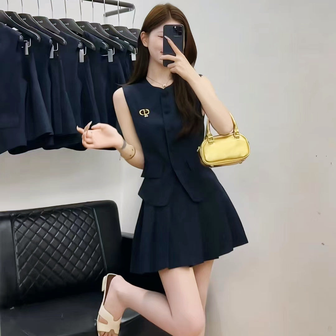 ベストプリーツスカートセットアップ