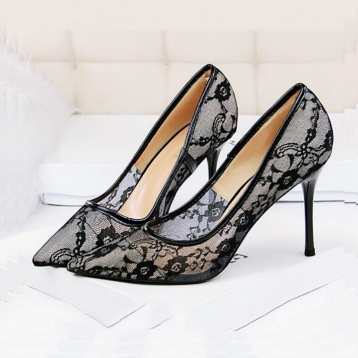 シースルーレースパンプス