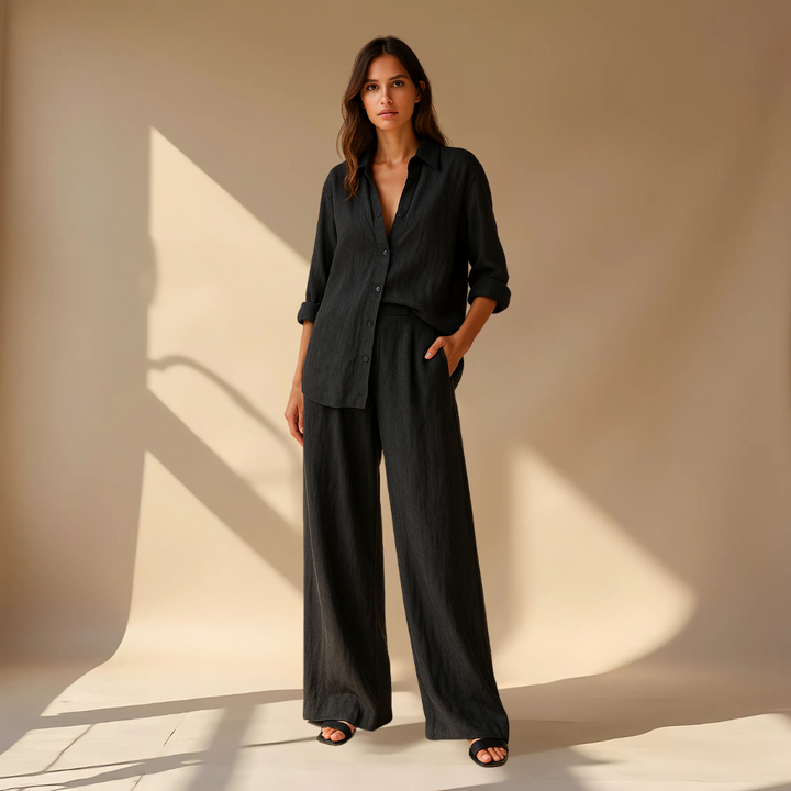 Ashleigh - シャツとパンツの2点セット