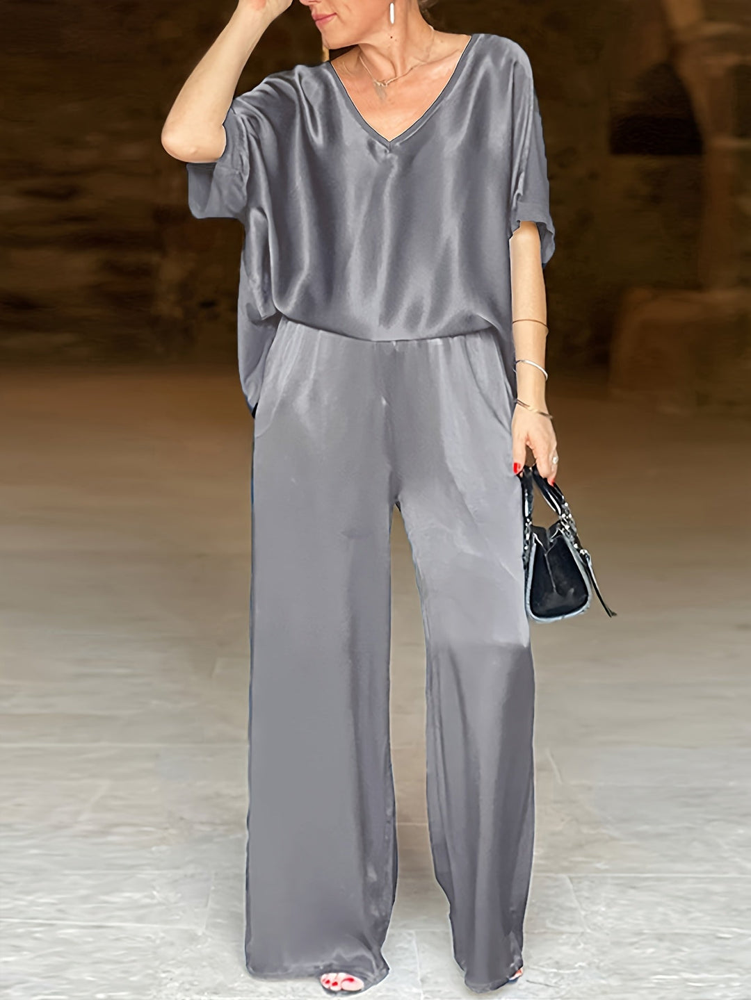 Ashlee - エレガントな半袖ツーピースセット