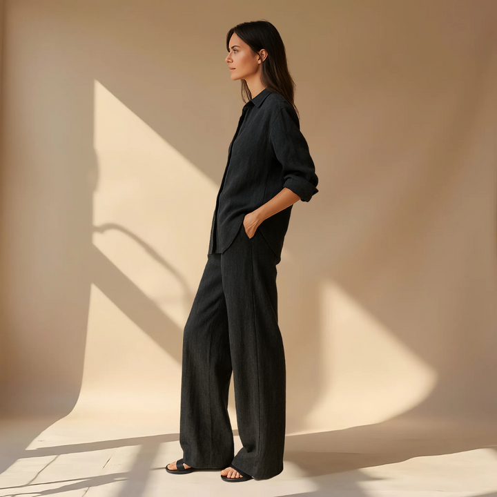 Ashleigh - シャツとパンツの2点セット