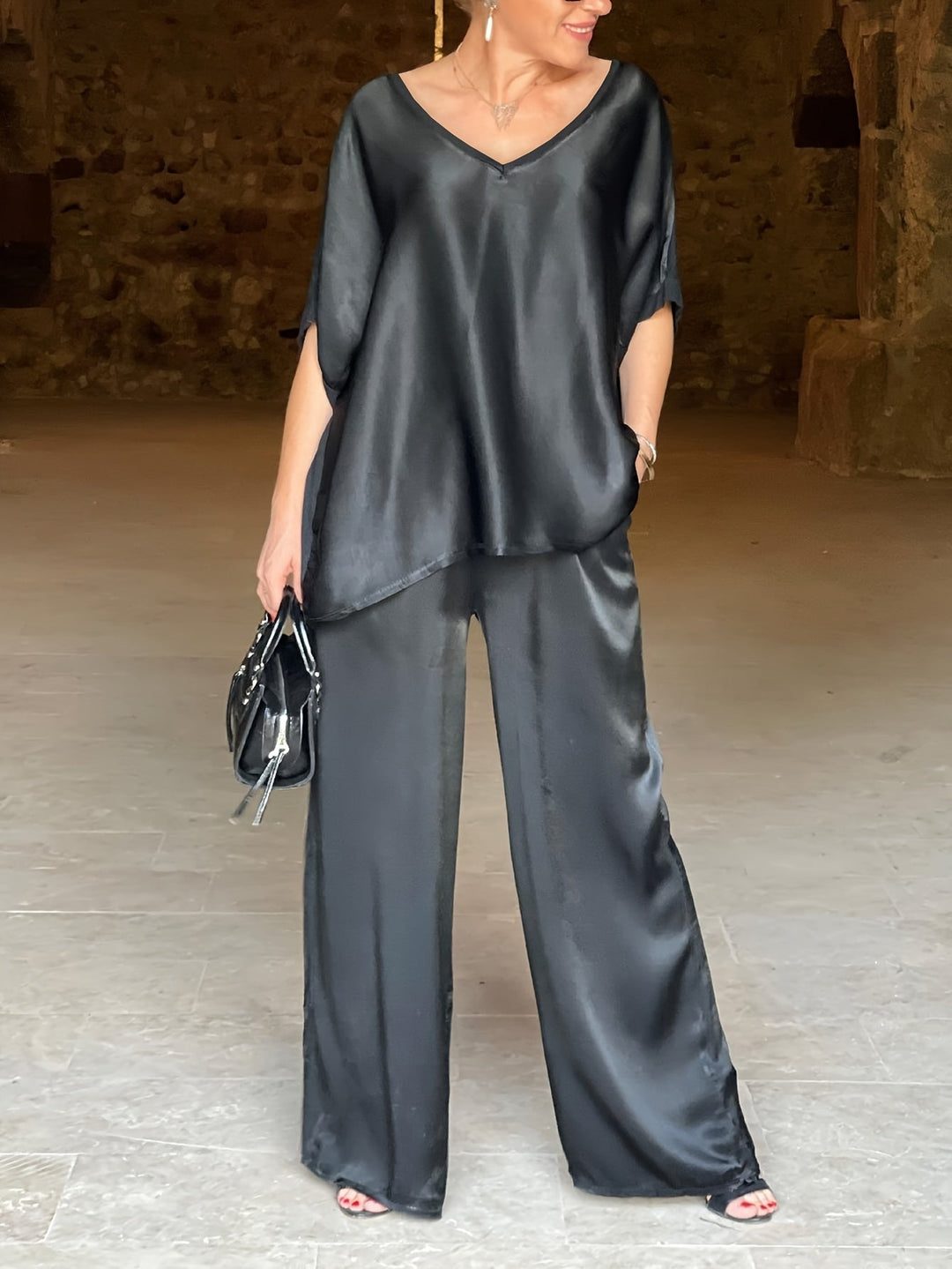 Ashlee - エレガントな半袖ツーピースセット