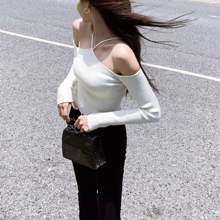 ホルターネックオフショルダートップス