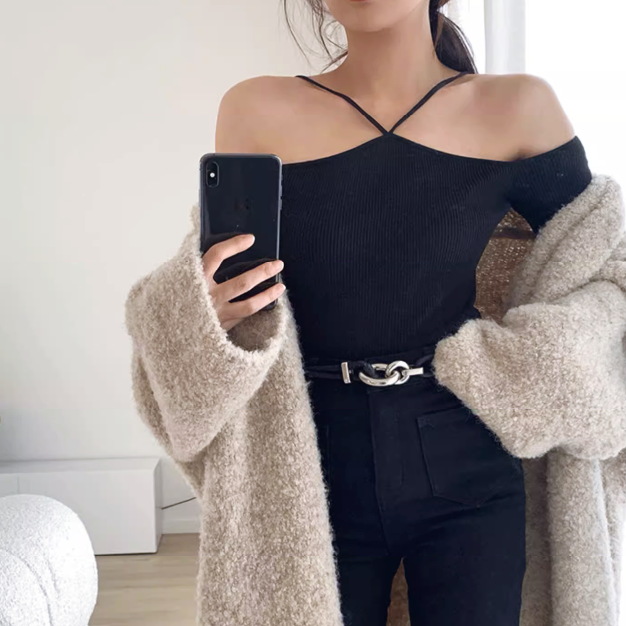 ホルターネックオフショルダートップス