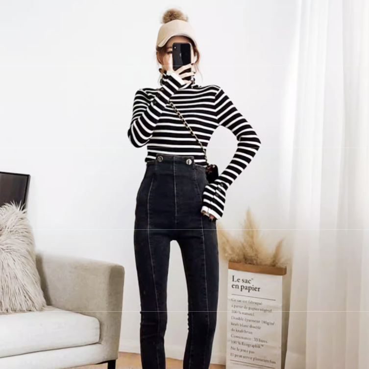 タートルネックボーダートップス