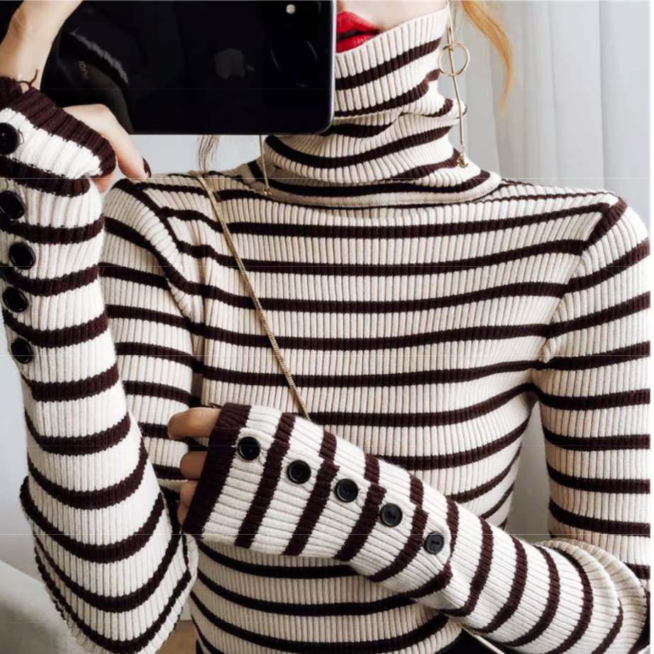 タートルネックボーダートップス