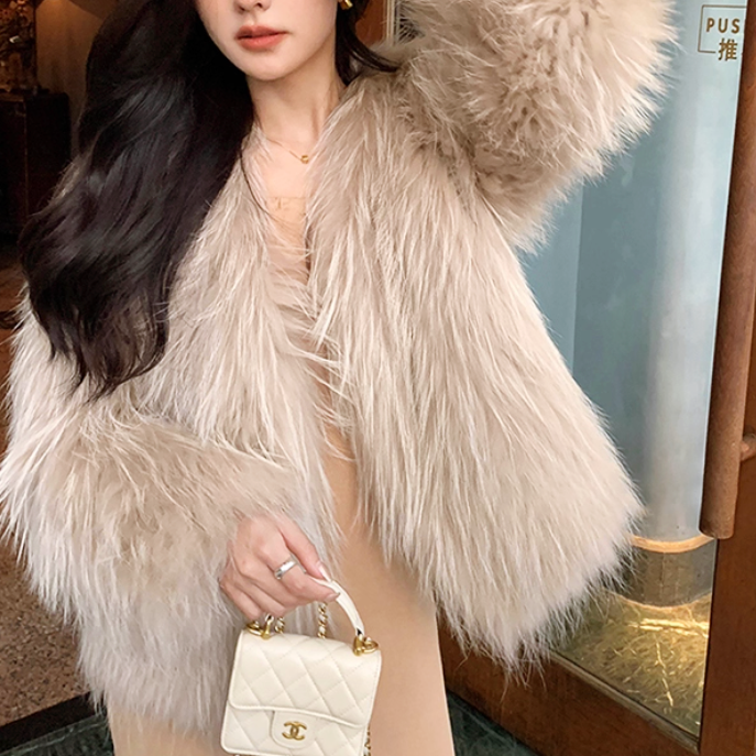 ボリュームフェイクファーショートコート