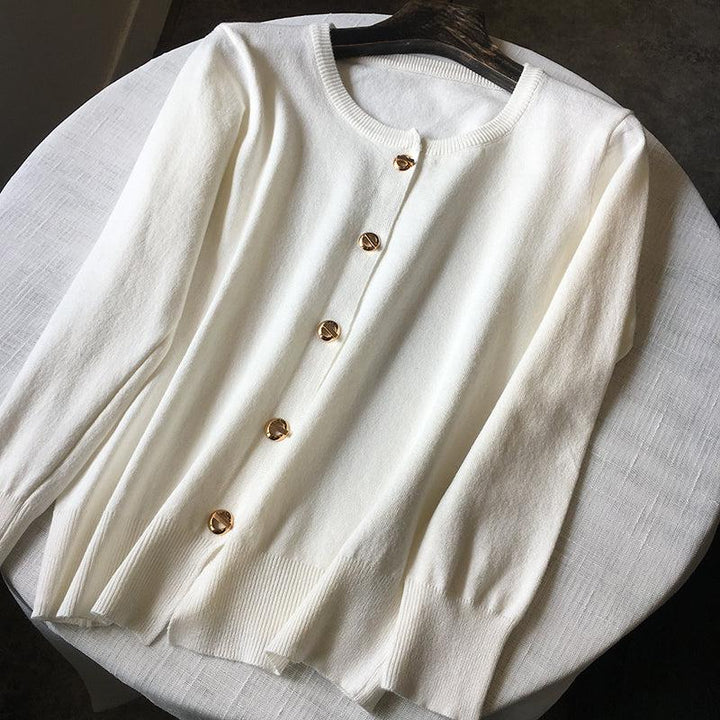 バックルボタンカーディガン