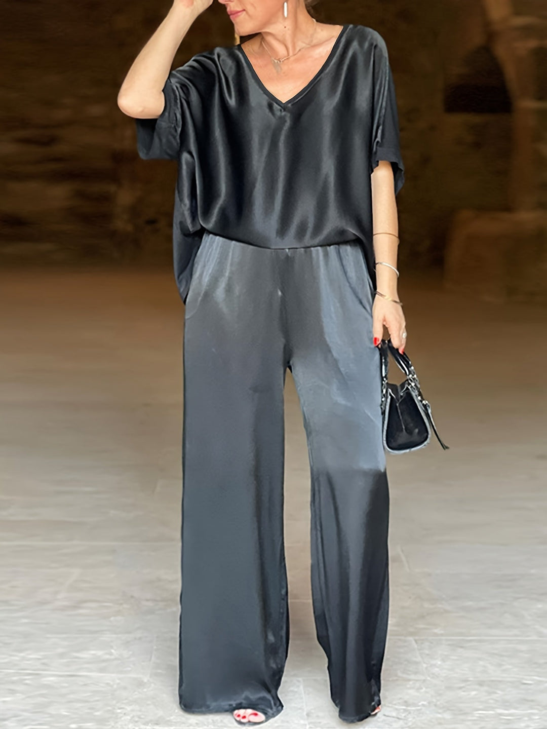 Ashlee - エレガントな半袖ツーピースセット