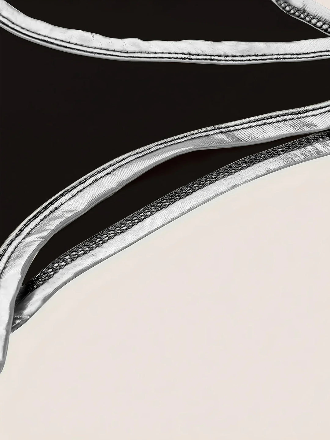 Ayuso - 袖なしタンクトップ丸首デザイン