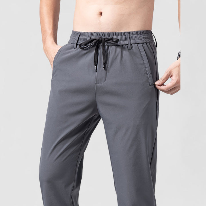 VIO | ウルトラストレッチスリムフィットパンツ