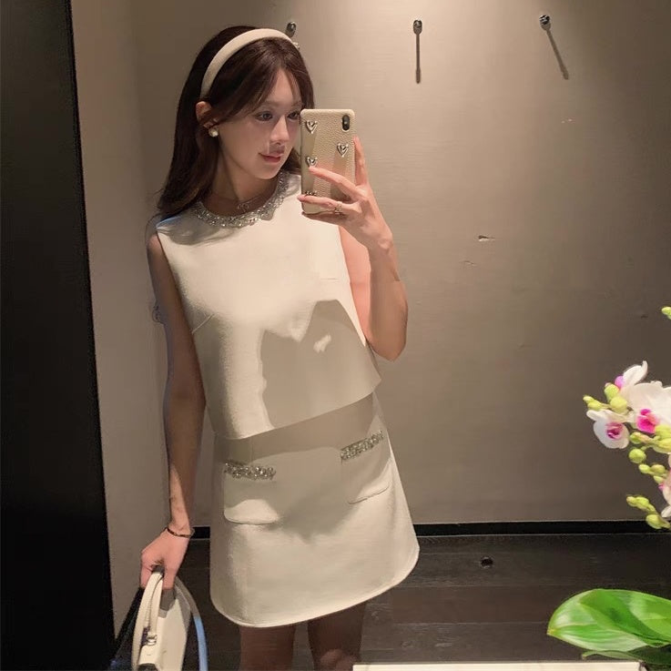 ノースリーブビジューミニスカートセットアップ