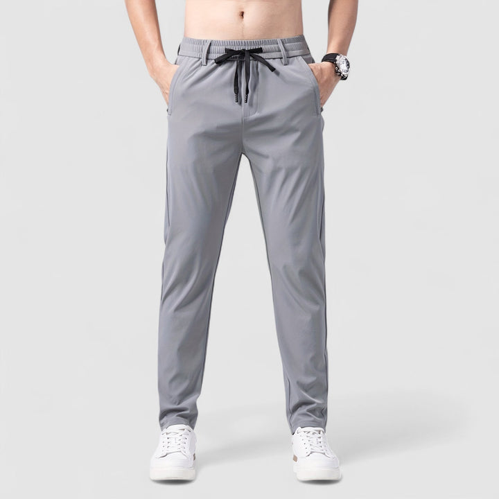 VIO | ウルトラストレッチスリムフィットパンツ