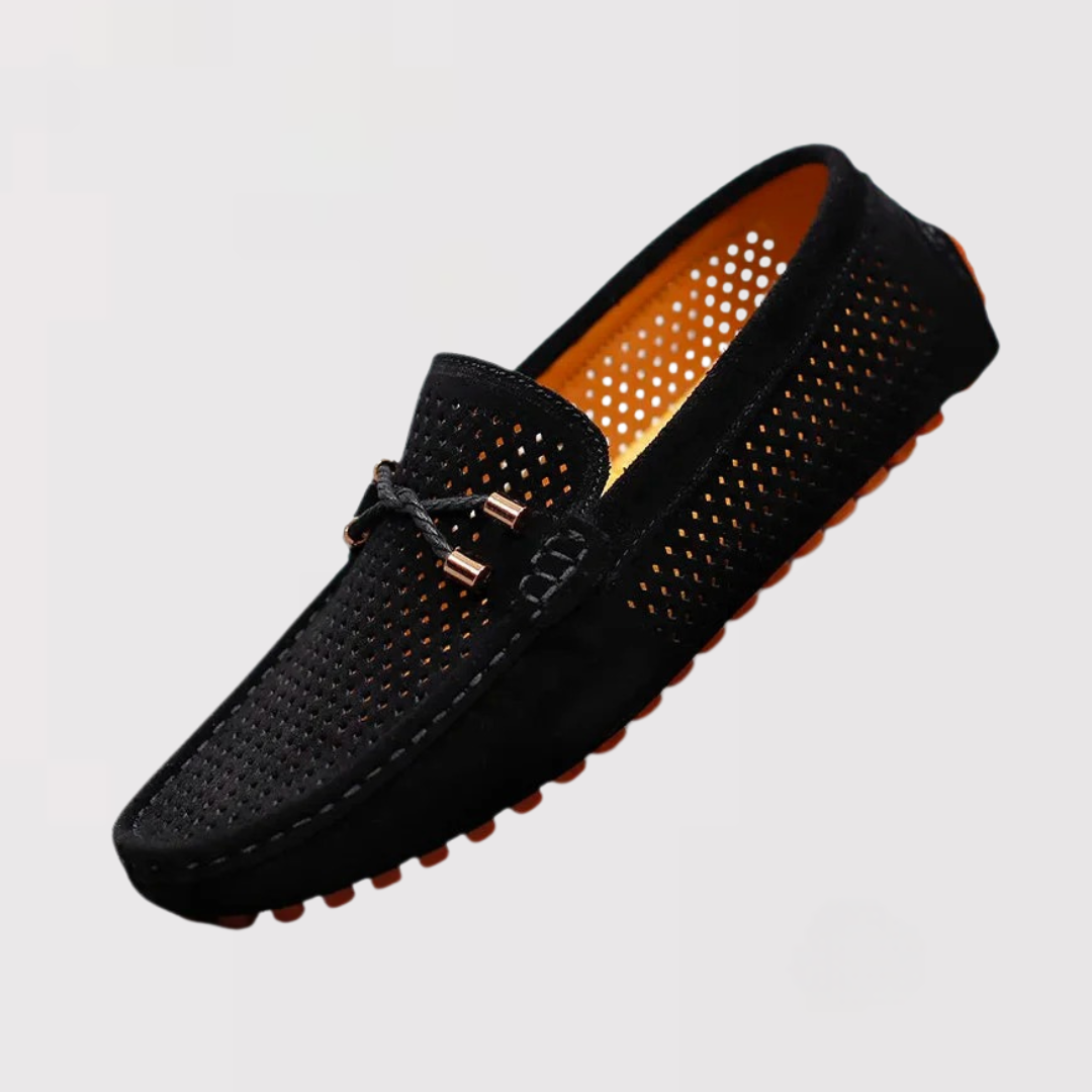 ブラック / 28.5 (47 EUR)