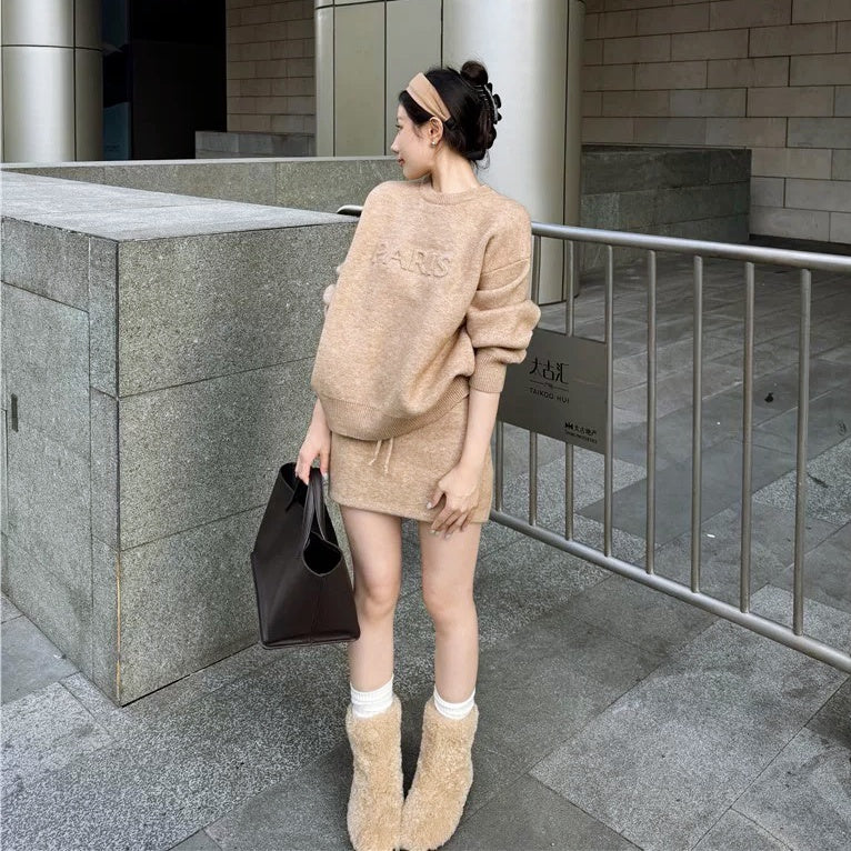 PARISロゴニットスカートセットアップ