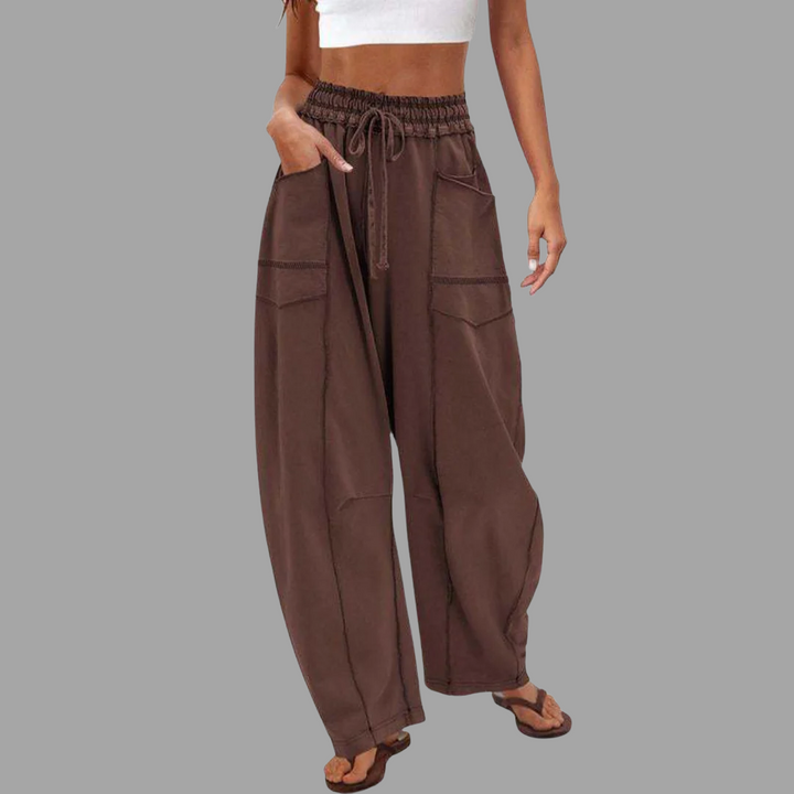 快適な ゆったりとしたパンツ