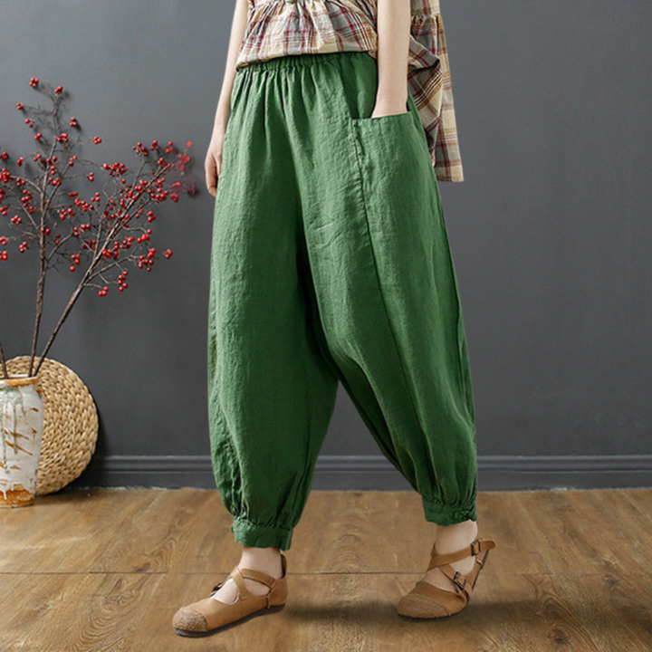 ポケット付きプレーンカットワイドパンツ