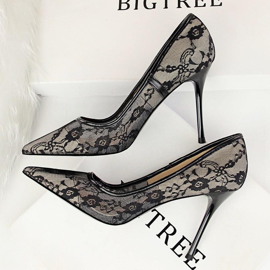 シースルーレースパンプス