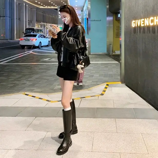 レザーベルトフラットロングブーツ