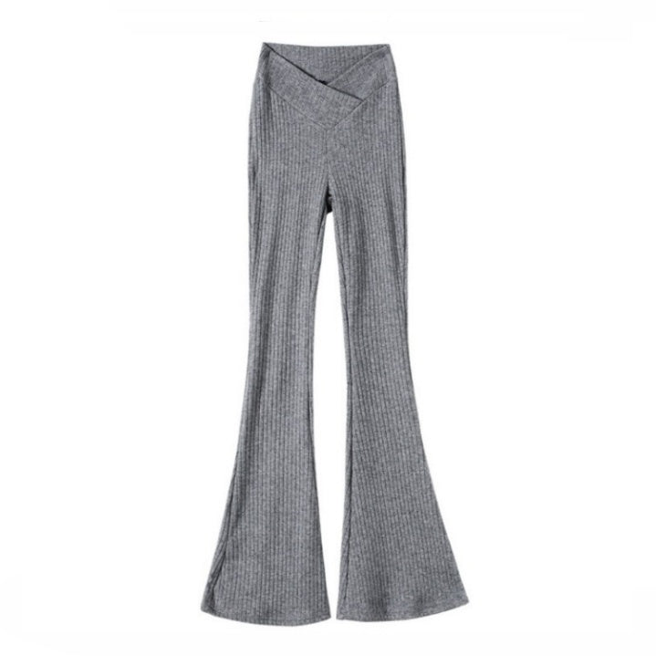 リブニットスリムフレアパンツ