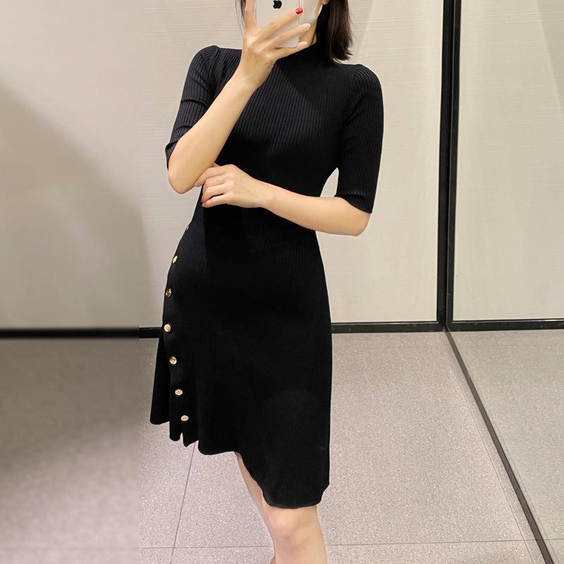 ボタンラインニットワンピース