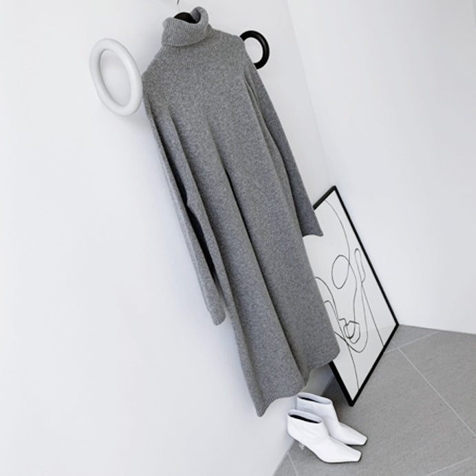 スリットロング丈ニット