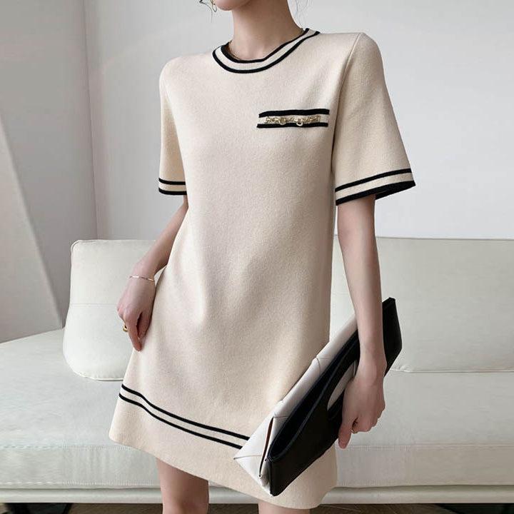 コントラストチェーンニットワンピース