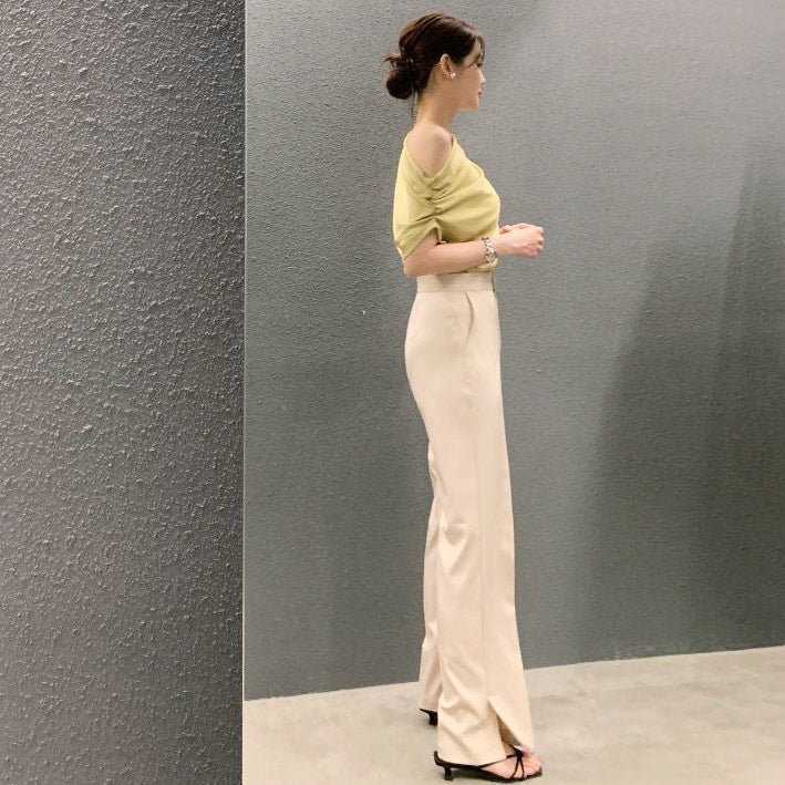 アシンメトリーショルダートップス