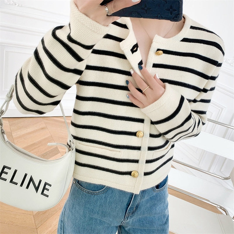 ラウンドネックストライプカーディガン