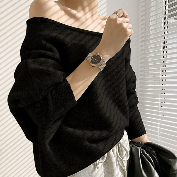 オフショルダールーズニット