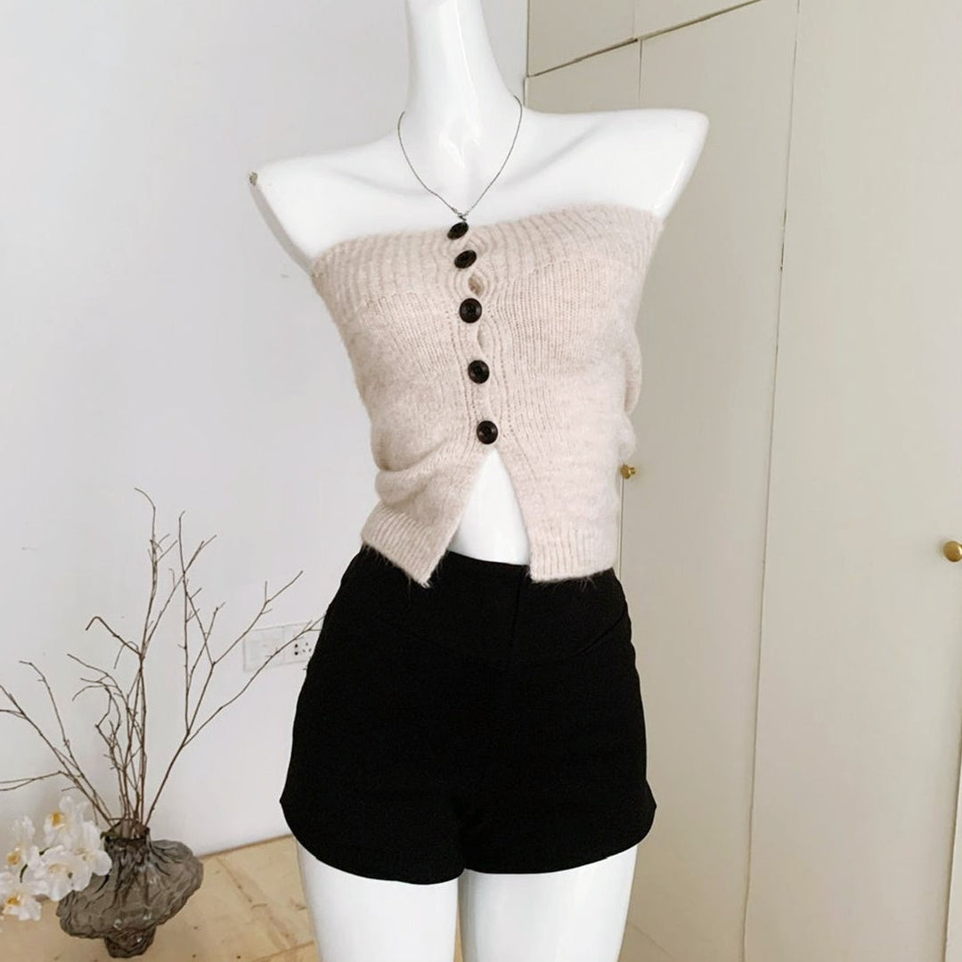 ボタンラインベアトップアンサンブル