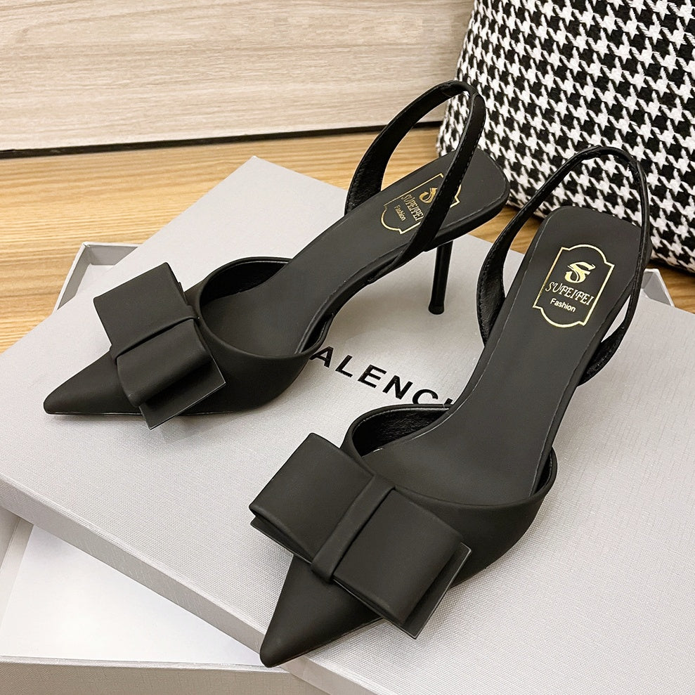 リボンデザインパンプス