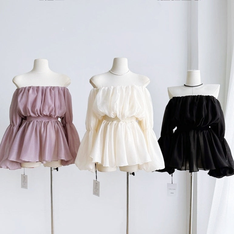 オフショルダーパフスリーブシフォントップス