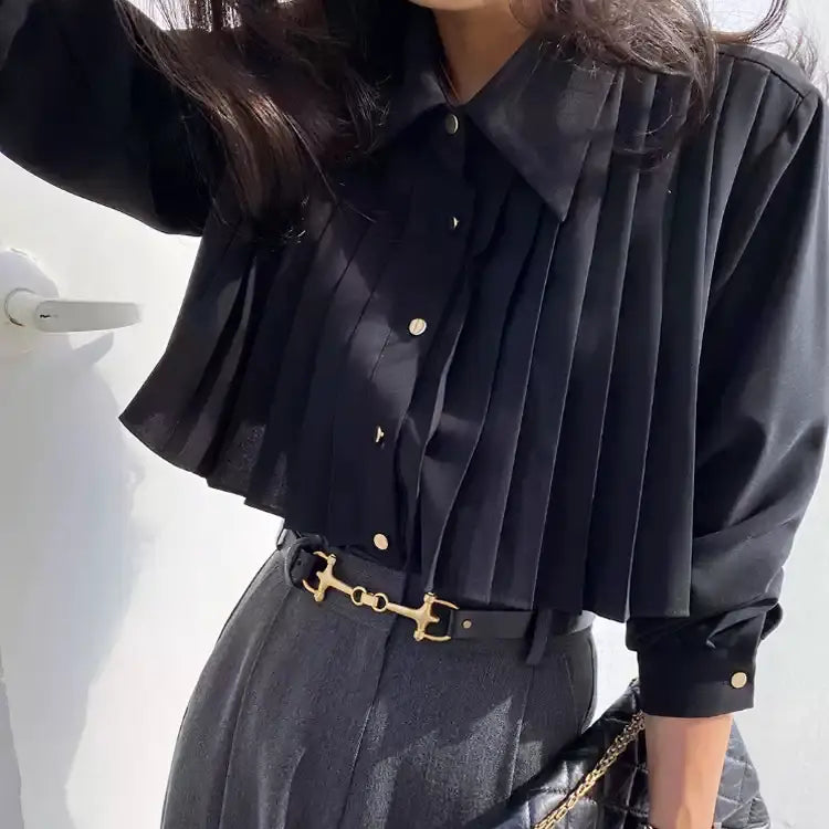 プリーツデザインクロップドシャツ