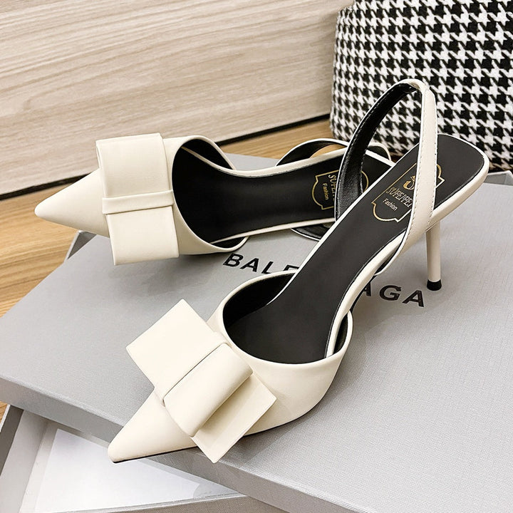 リボンデザインパンプス