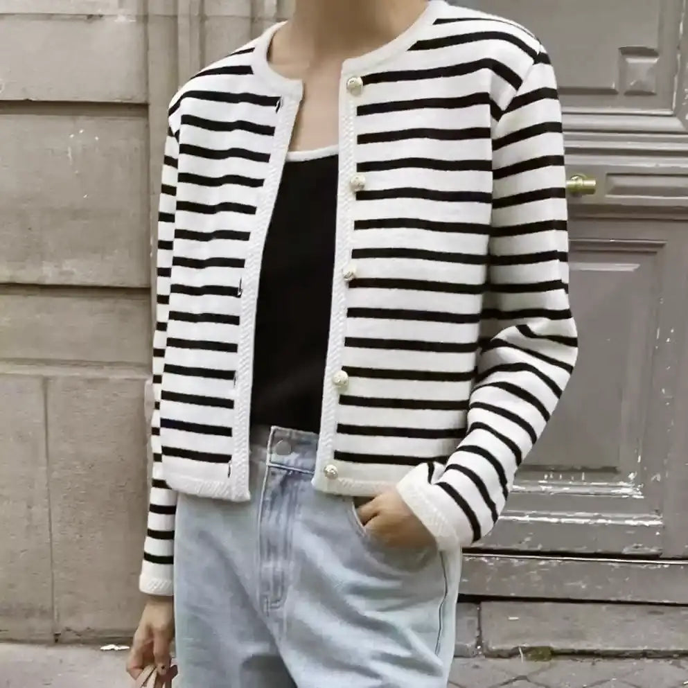 ストライプカーディガンショートパンツセットアップ