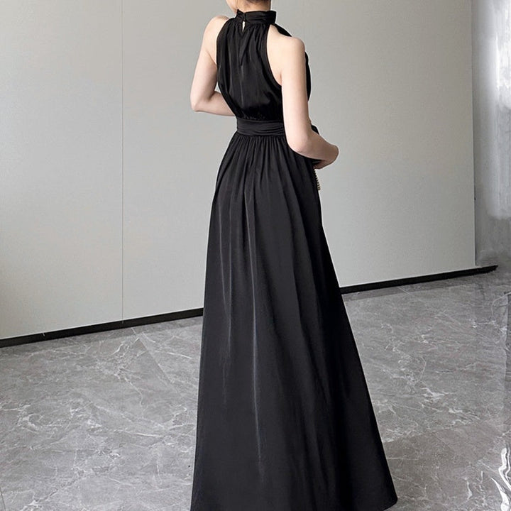 ホルターネックスリットロングドレス