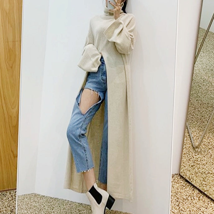 スリットロング丈ニット