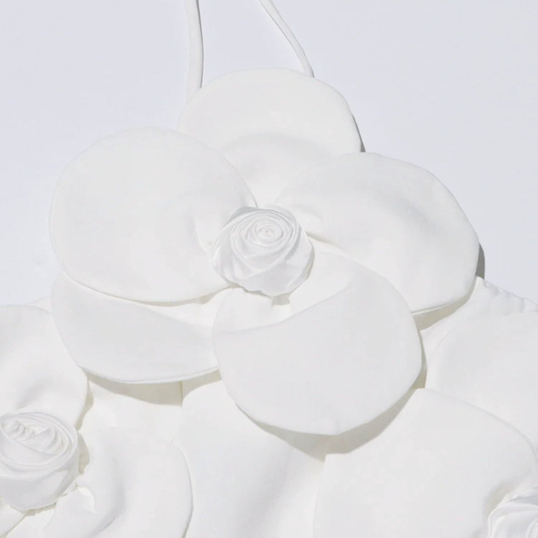 ホルターネックフラワーミニドレス