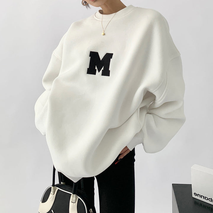 イニシャル刺繍スウェット