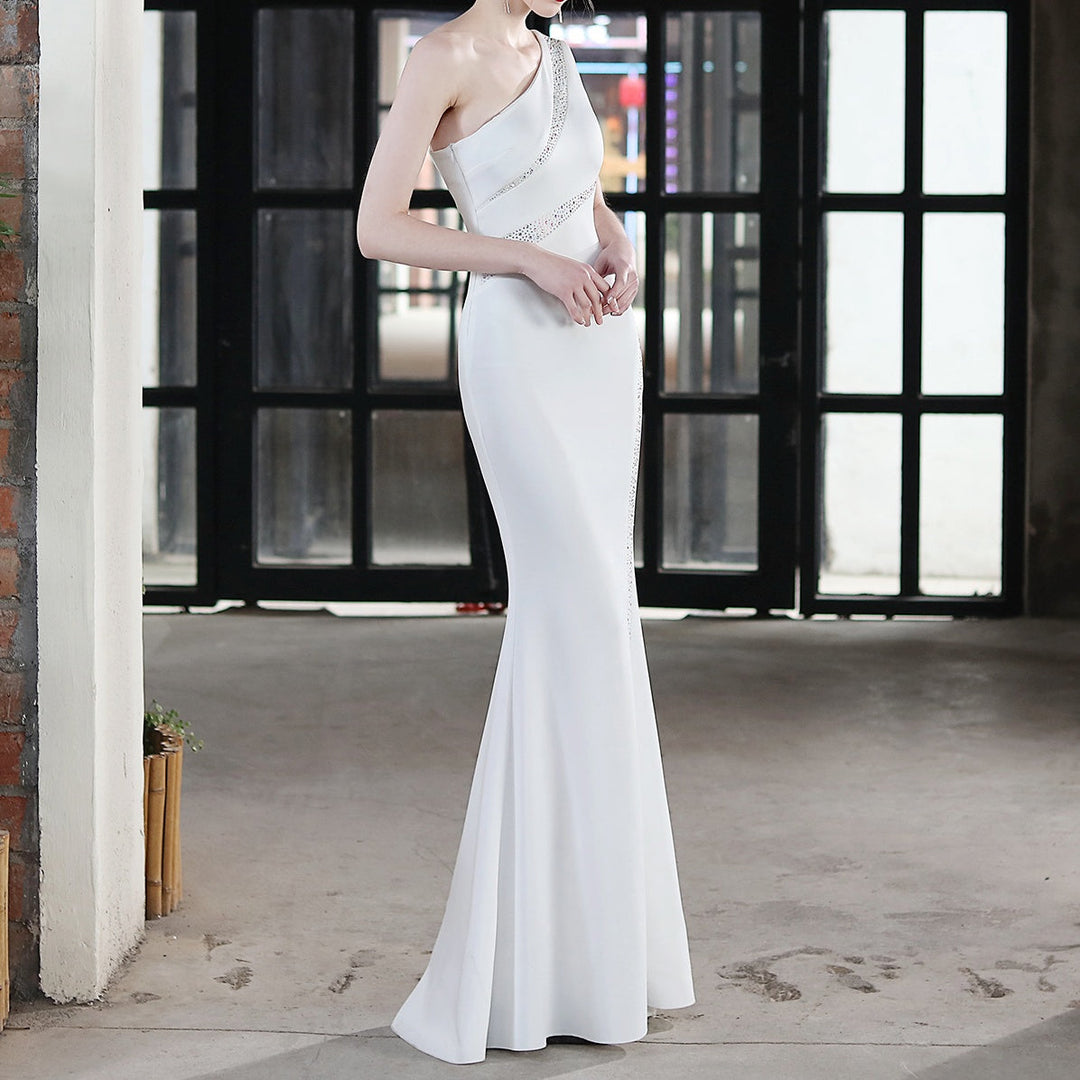 ビジューラインマーメイドドレス
