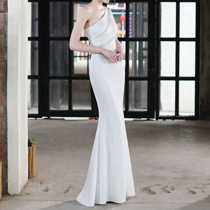 ビジューラインマーメイドドレス