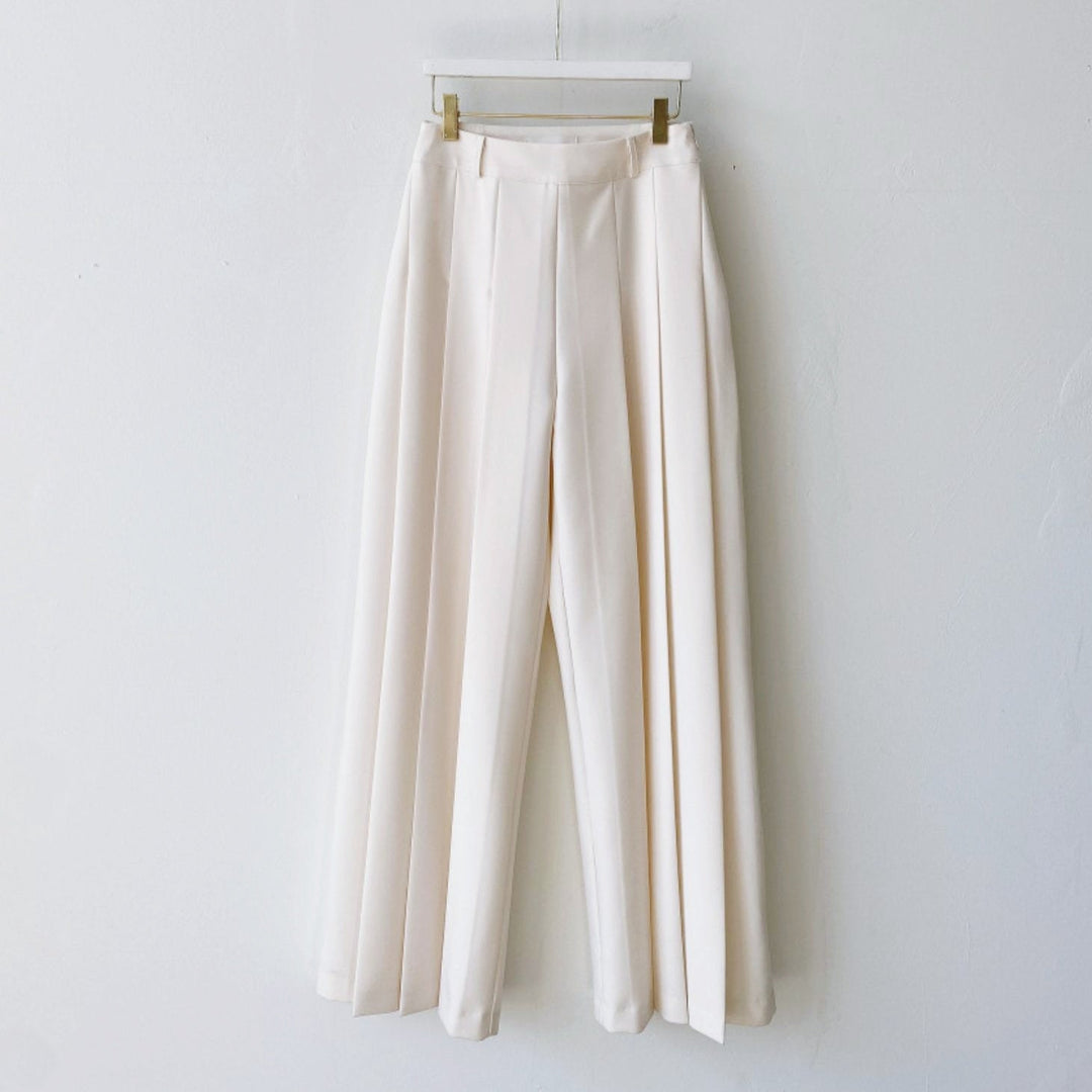 ハイウエストプリーツワイドパンツ