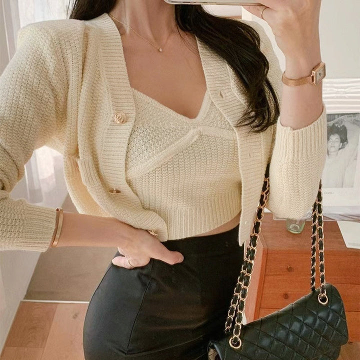 Vネックニットキャミアンサンブル