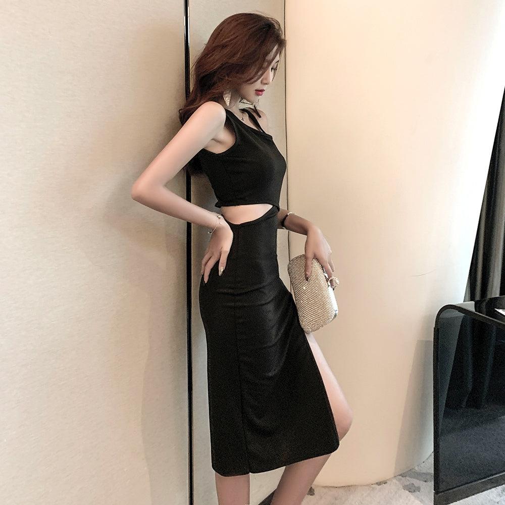 アシンメトリースリットドレス