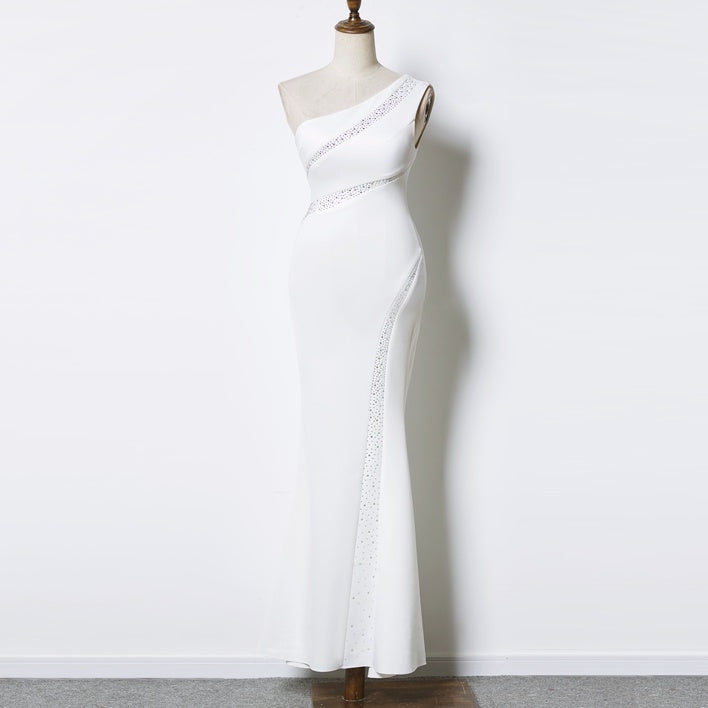 ビジューラインマーメイドドレス