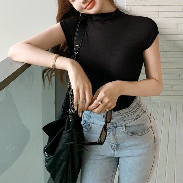 ハイネックタイトトップス