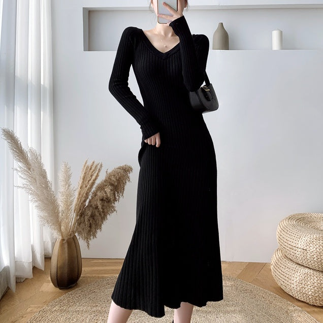 Vネックフレアリブニットワンピース