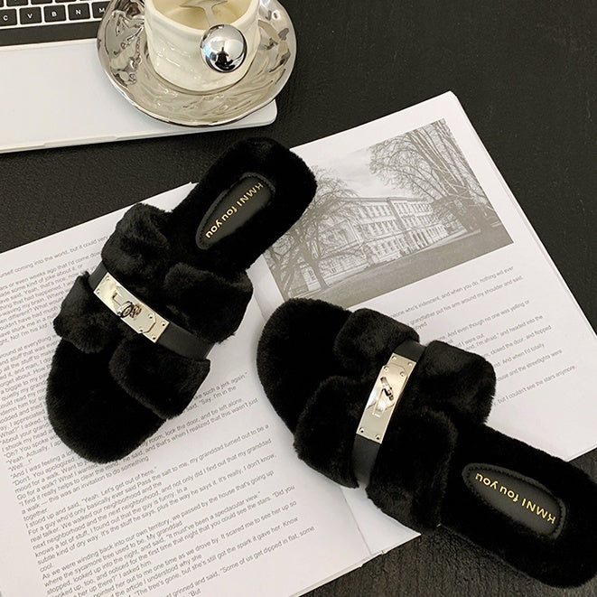 バックルフラットファーサンダル