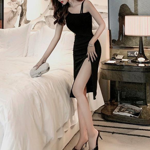 アシンメトリースリットドレス